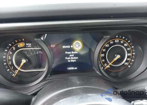 2025 Jeep Wrangler 4-Door Sahara 4X4 z USA, uszkodzony, nr VIN 1C4PJXEN4SW573900